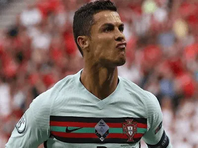 Euro 2020: Coca-Cola Loses $4 Billion Within Hours Over Cristiano Ronaldo’s Gesture Euro 2020: Coca-Cola Loses $4 Billion Within Hours Over Cristiano Ronaldo’s Gesture